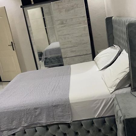 Hotel Residence Aicha Tambacounda Kültér fotó
