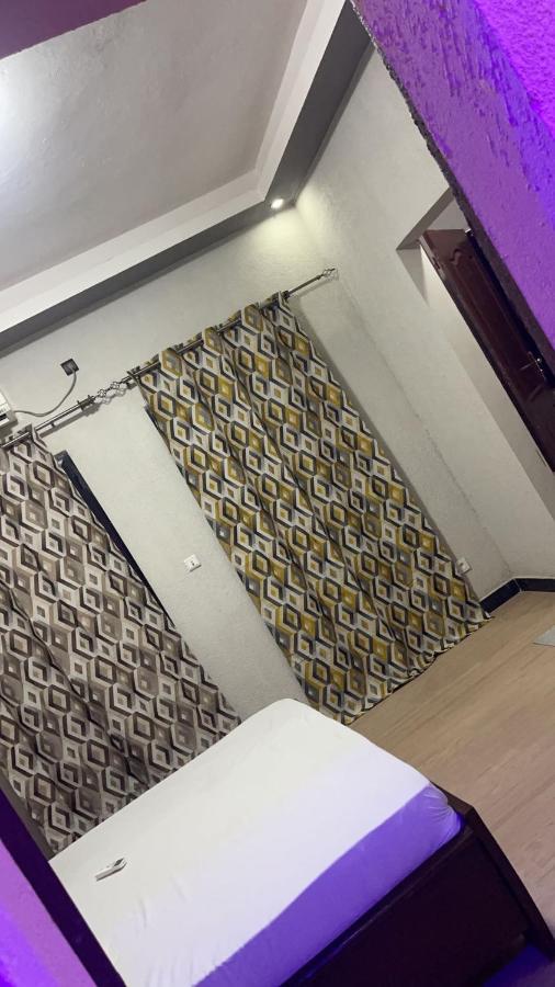 Hotel Residence Aicha Tambacounda Kültér fotó