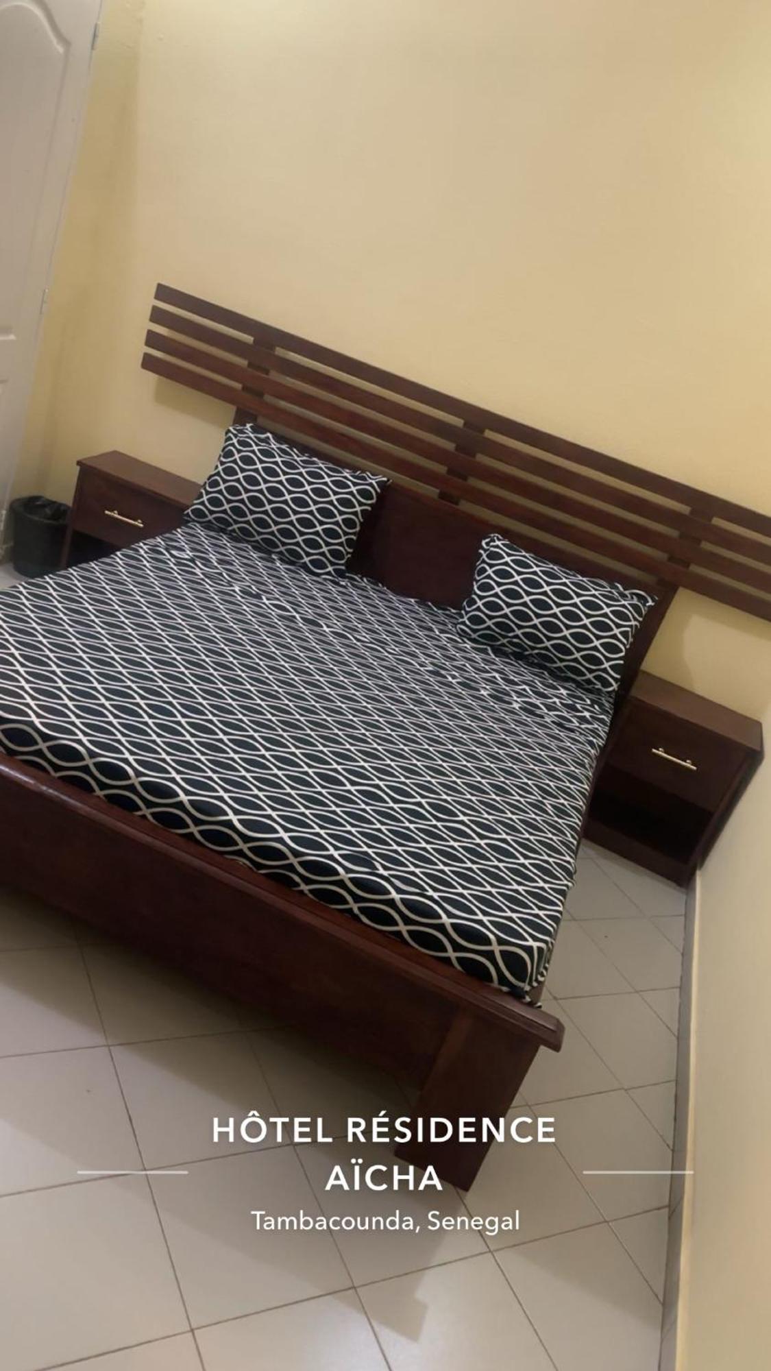 Hotel Residence Aicha Tambacounda Kültér fotó